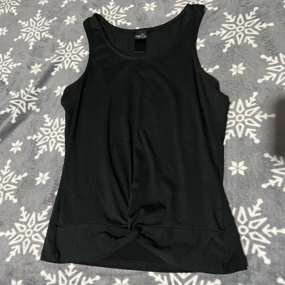 Twisted tank top